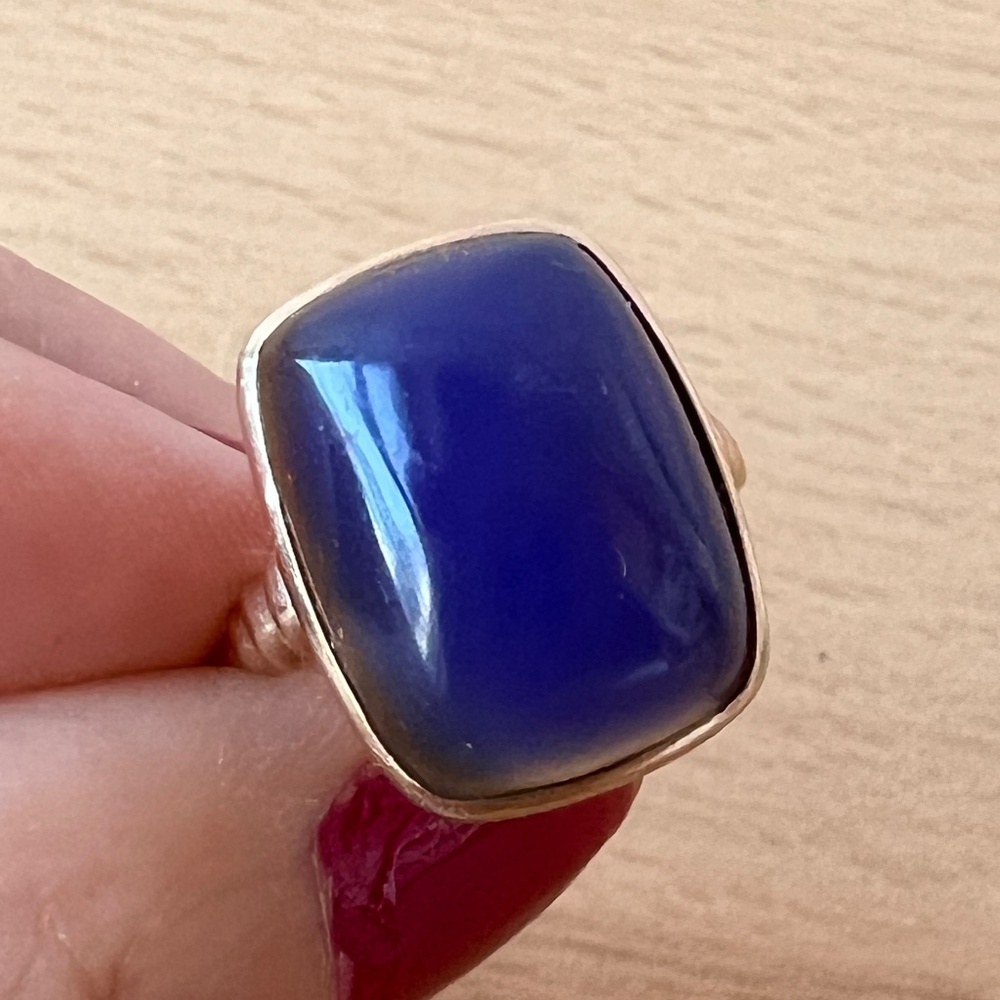 VINTAGE 14K YELLOW GOLD BLUE PURPLE CHALCEDONY CABOCHON RING EUROPEAN HALLMARK - Picture 15 of 16